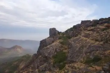 Historical sites of Uparkot